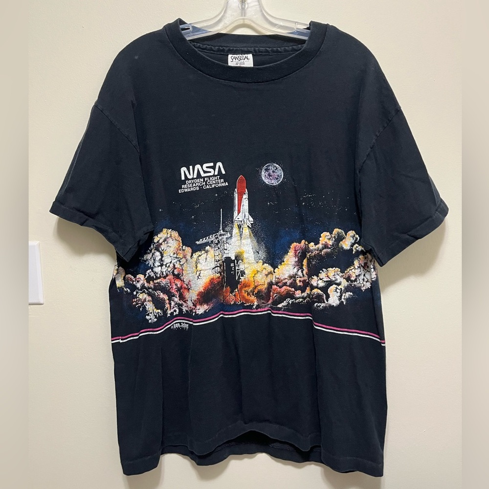 Vintage NASA 1990 wraparound print